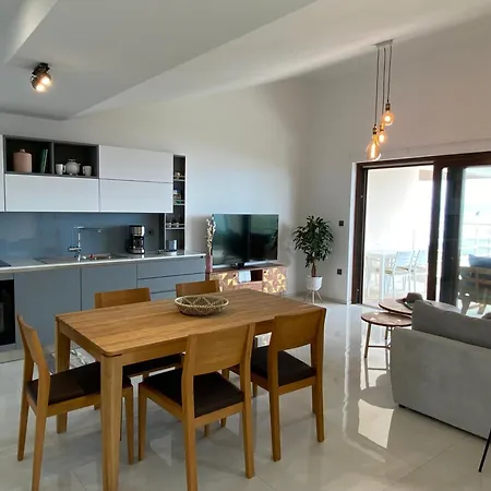 Frisch Renovierte Mit Meerblick